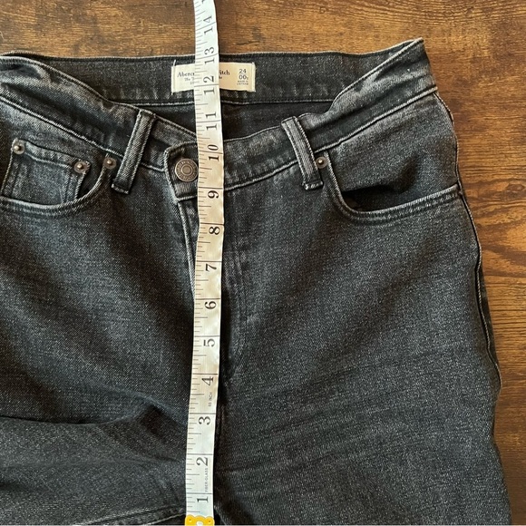 ABERCROMBIE & FITCH Curve Love Ultra High Rise 90s Slim Straight Jean Size 24 - Picture 5 of 12